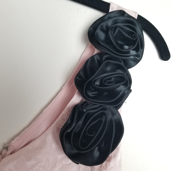 SPEECHLESS one shoulder party dress - w/ pockets! - Picture 2 of 10